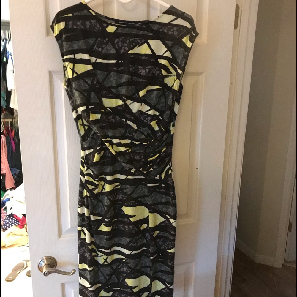 French Connection sz 10 graghic print soft dress